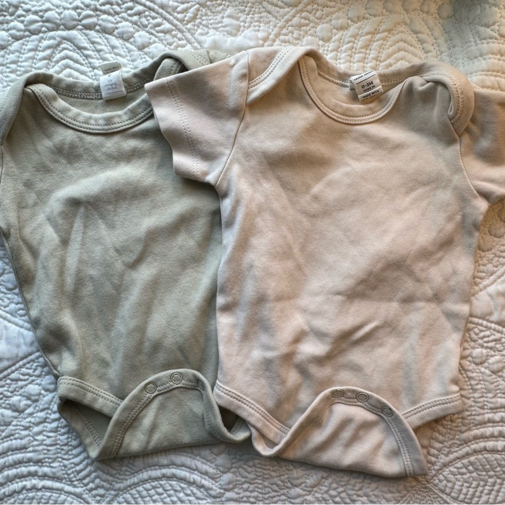 Colored Organics Set of Two Neutral Baby Onesies 2/$20